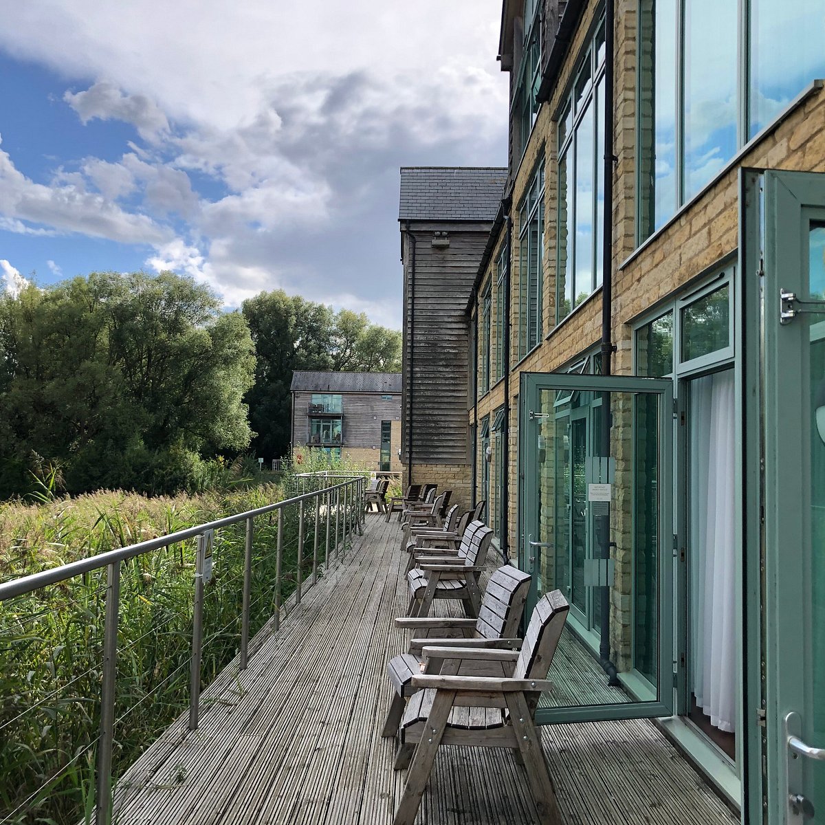 De Vere Cotswold Water Park