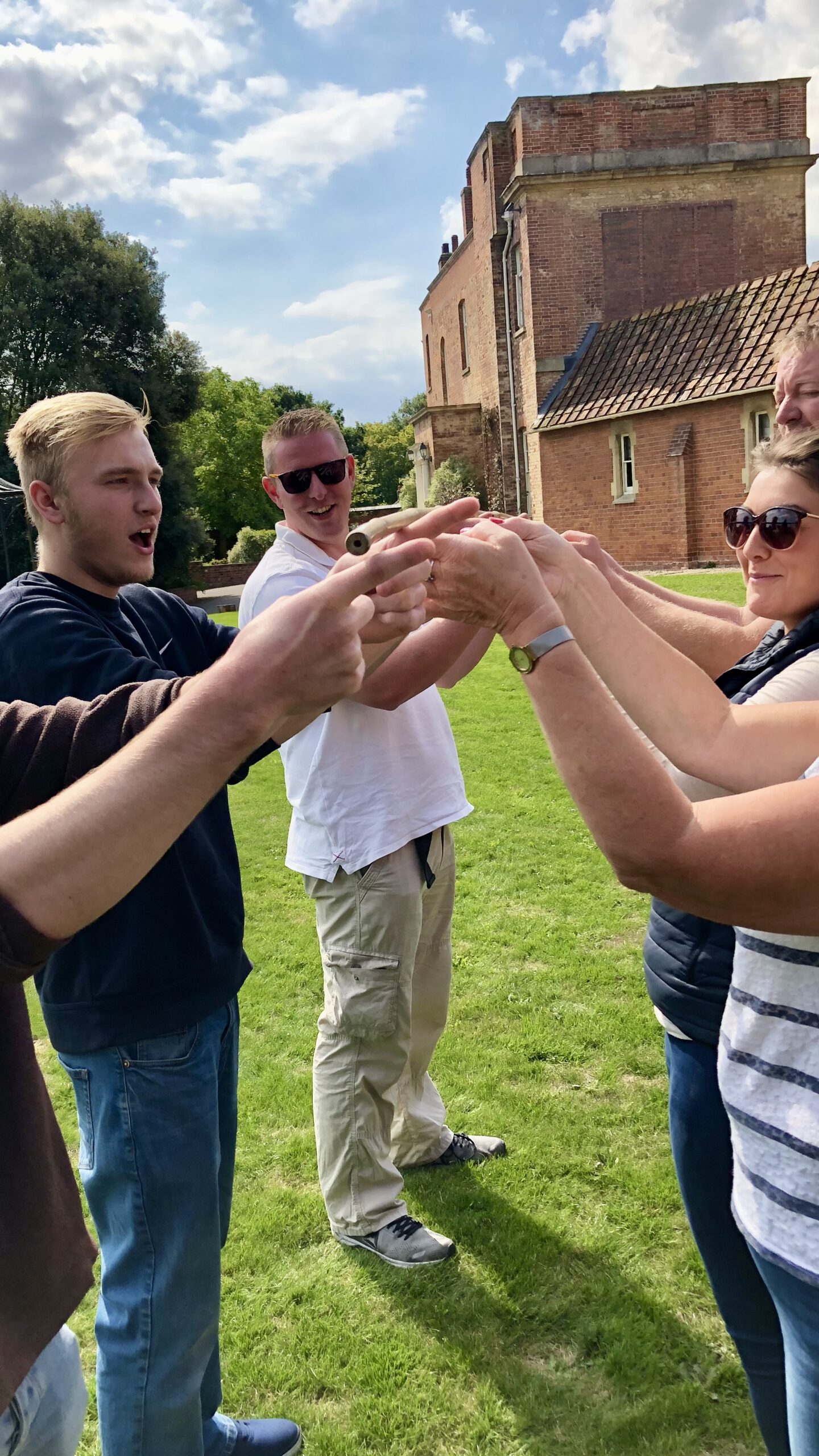 The Benefits of Teambuilding